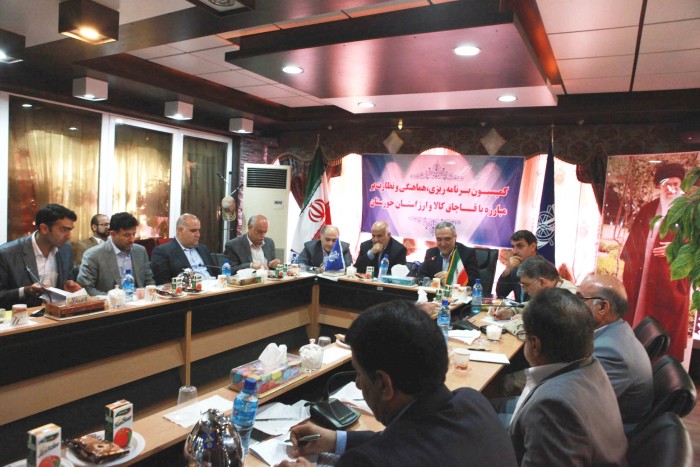 برگزاری نشست کمیسیون برنامه ریزی، هماهنگی و نظارت بر مبارزه با قاچاق کالا و ارز استان خوزستان در بندرخرمشهر